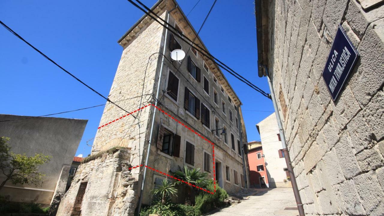 Studio Apartman Galerija Buzet Εξωτερικό φωτογραφία