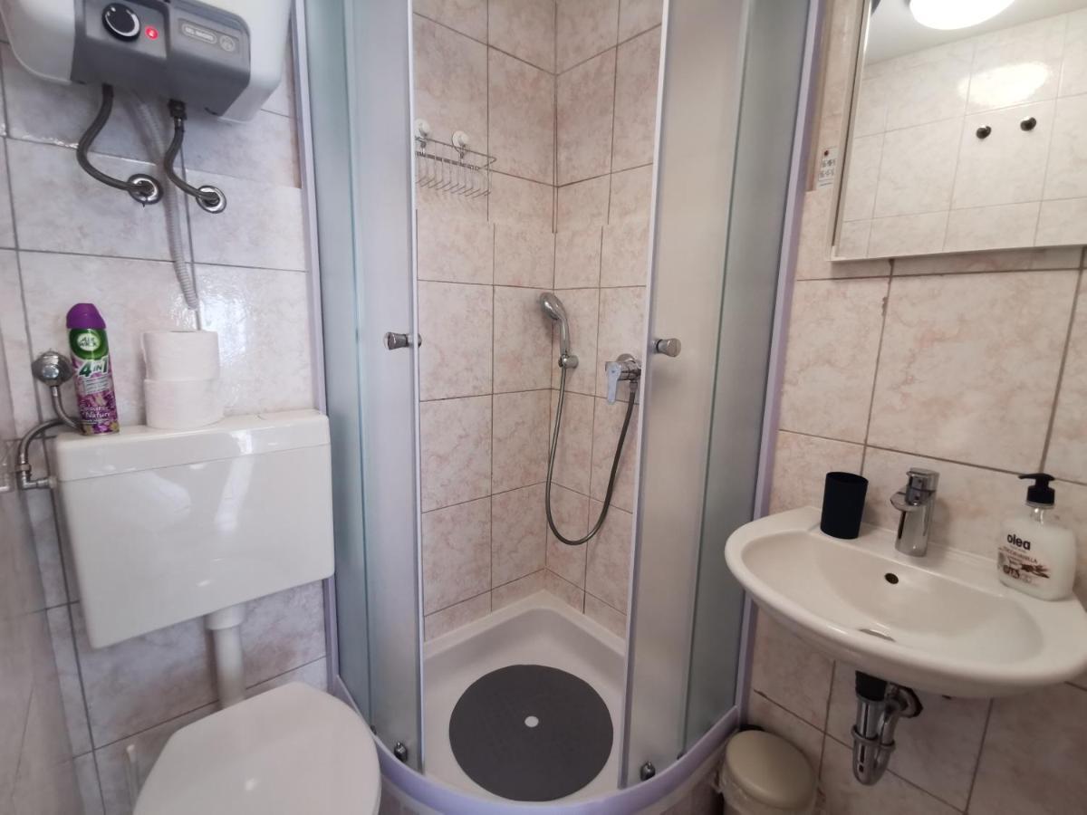 Studio Apartman Galerija Buzet Εξωτερικό φωτογραφία